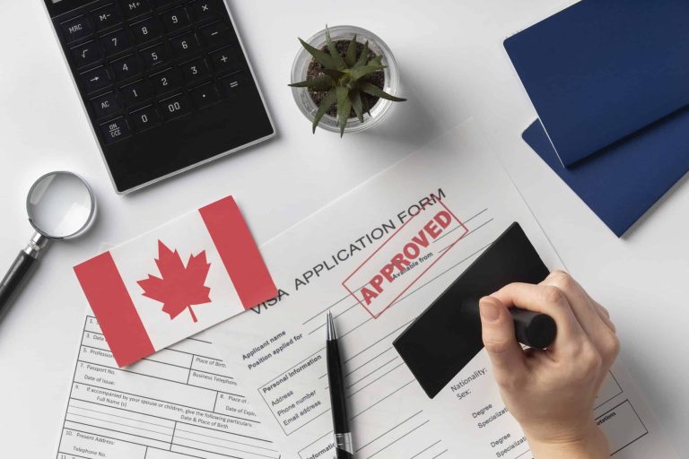 Welder Jobs in Canada: Immigration Pathways & Salary Expectations
