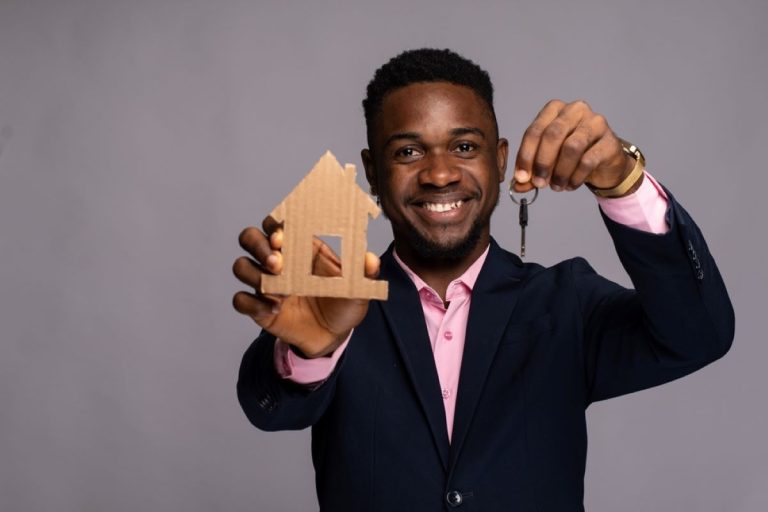 How to Become a House Agent in Nigeria