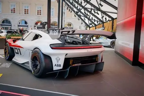 Porsche Electric 718 Boxster and Cayman to Feature Mid-Mounted Batteries