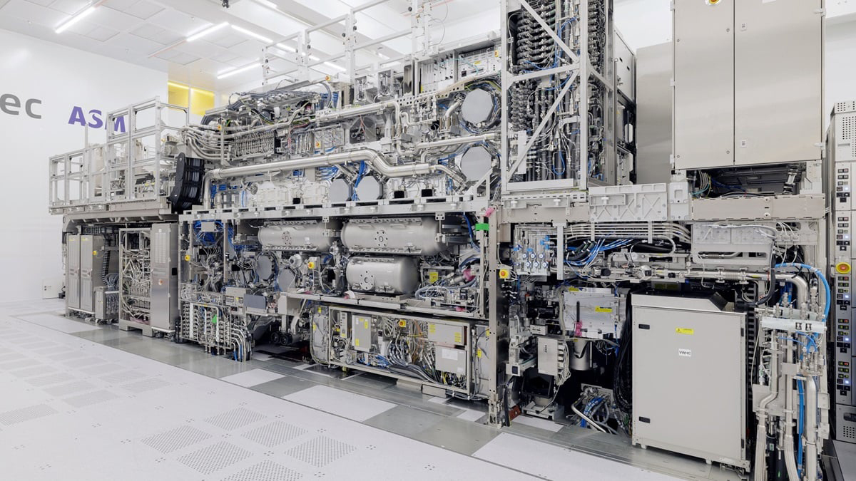ASML and TSMC: High-NA EUV Lithography Contract Extension
